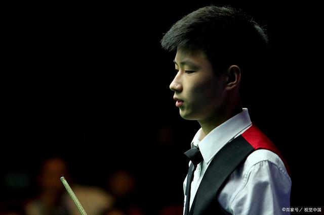 迷们对吉鲁 迷们对吉鲁