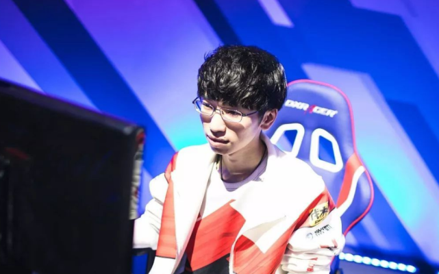 帮助青少年 帮助青少年